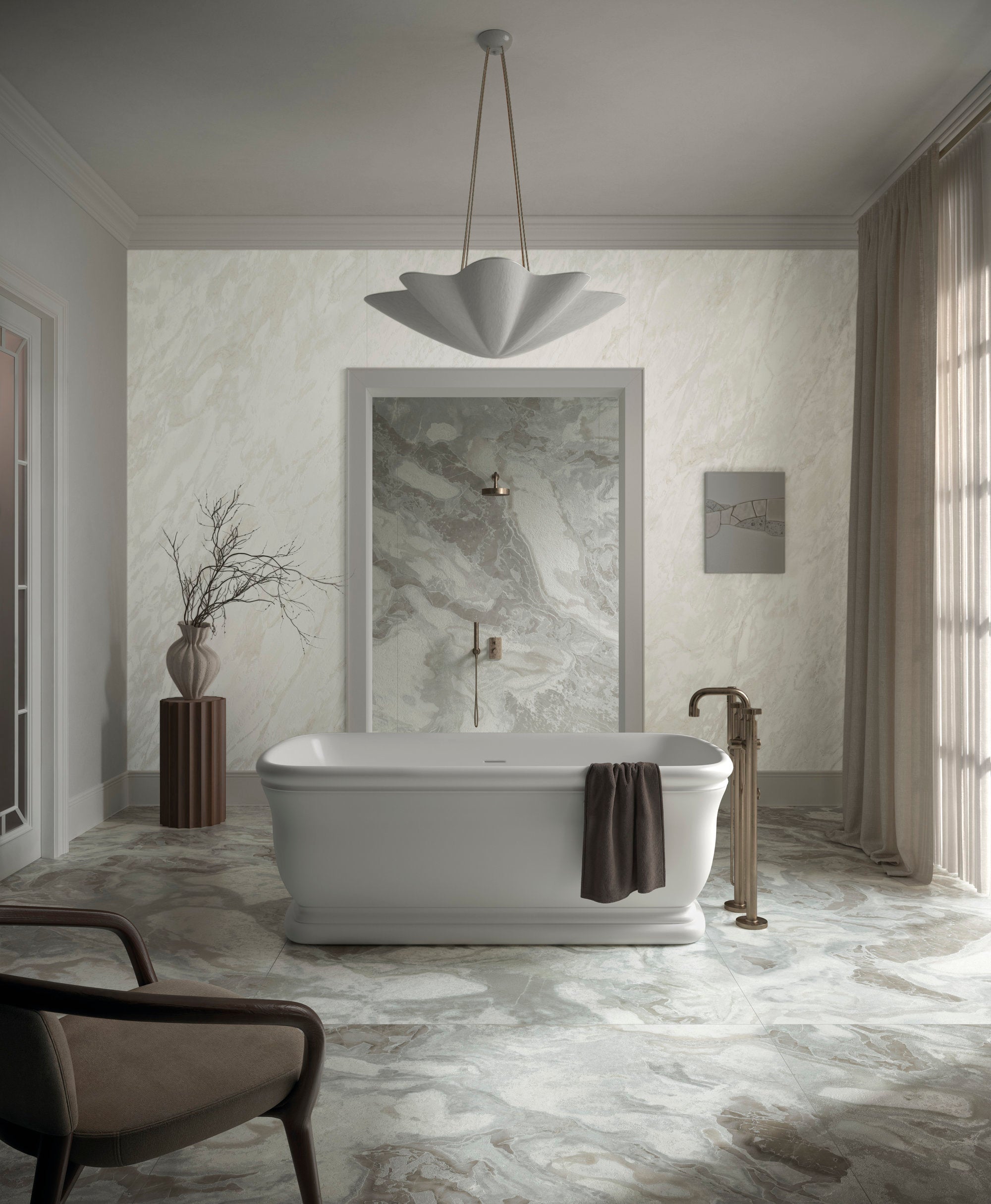 Marmi Maxfine Oyster posé dans une salle de bains