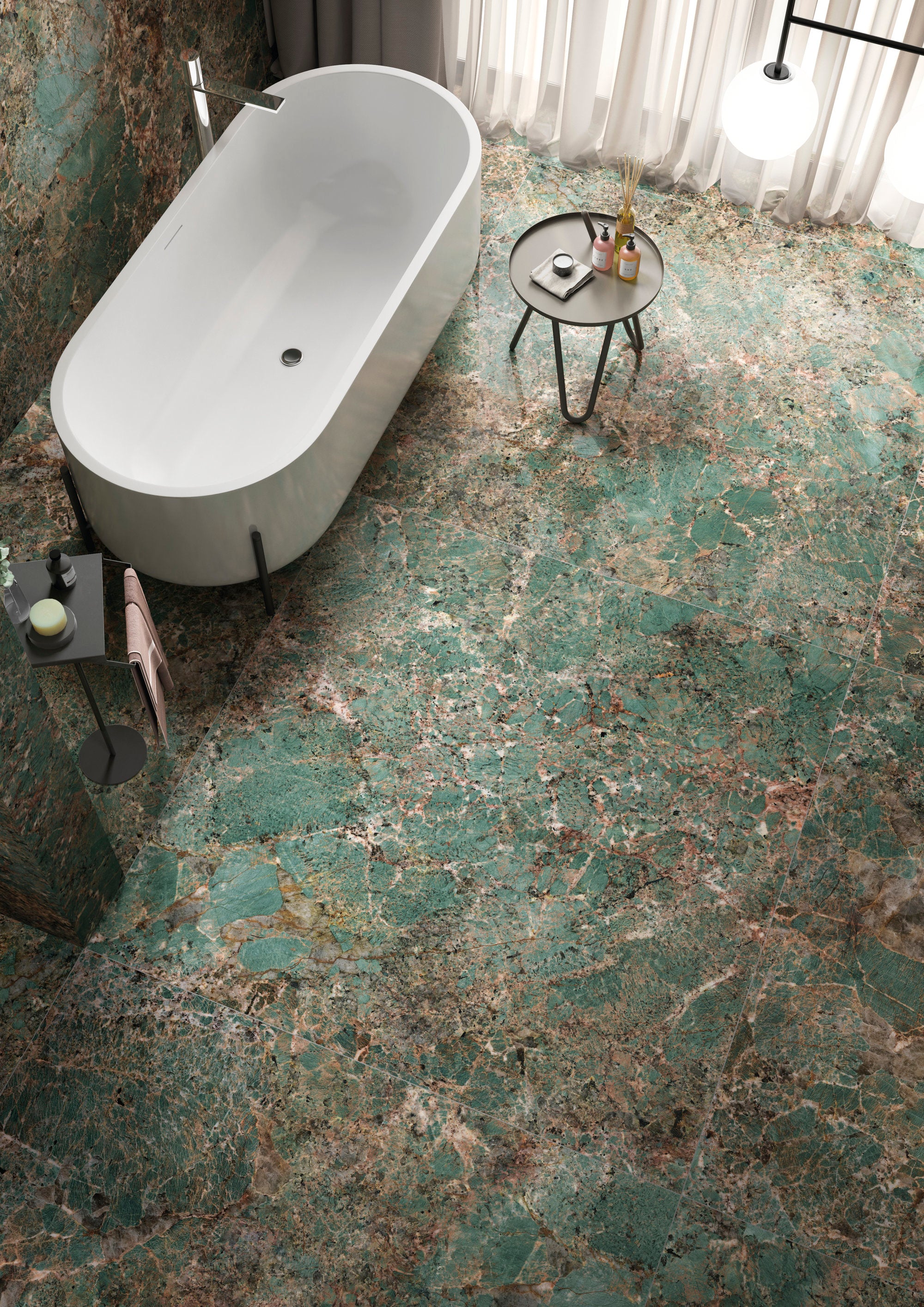Marmi Maxfine Amazonite posé dans une salle de bains