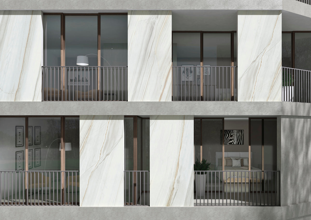 Marmi Maxfine Bianco Lasa posé dans un hôtel