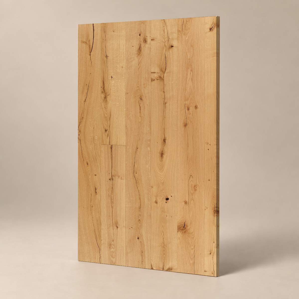 Parquet CLASSIC B - NATUREL - VERNIS UV — échantillon sur fond grège