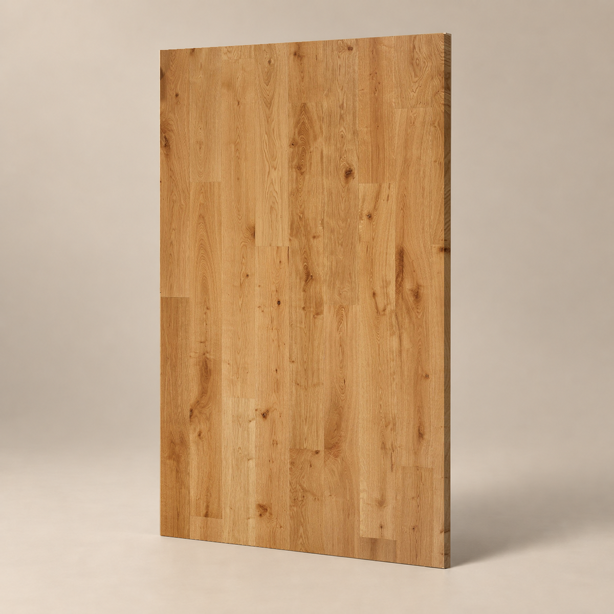 Parquet CLASSIC A - NATUREL - VERNIS UV — échantillon sur fond grège