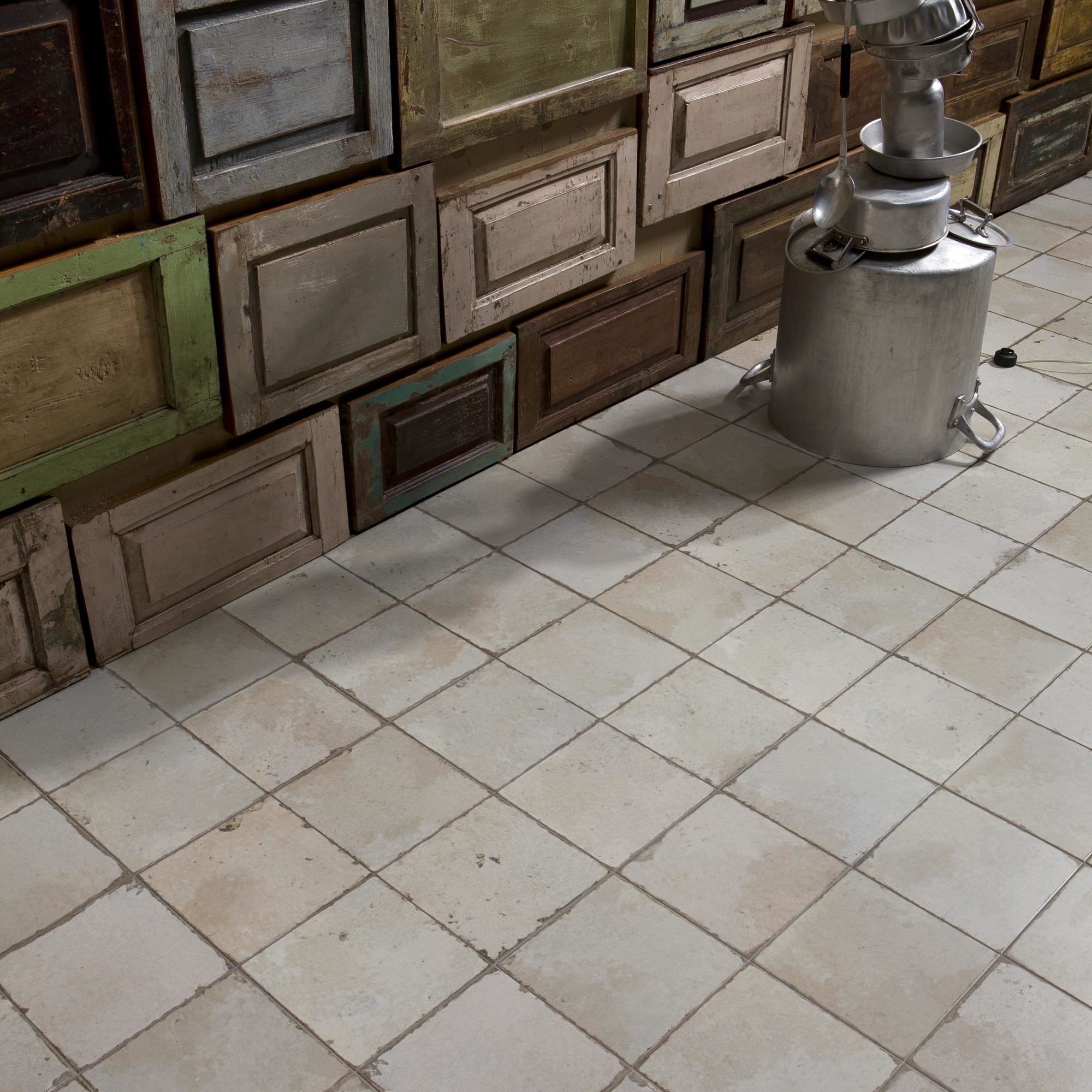 Carrelage Vintage effet Carreau ciment Blanc 45x45x0,95 cm Azoria - Sol et mur intérieur Peronda