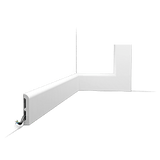 SX183 – Plinthe élégante